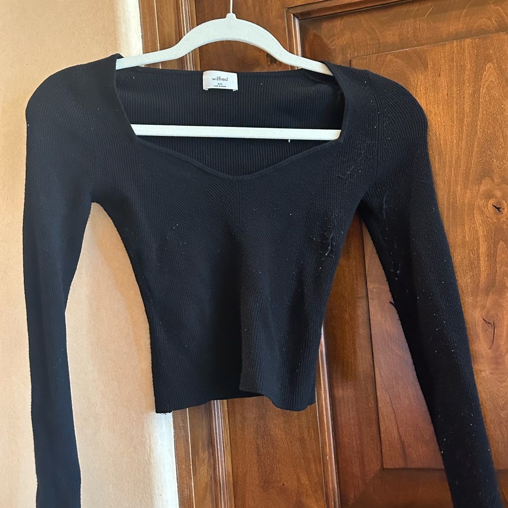 Wilfred Black V-Neck Ribbed Sweater